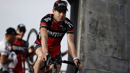 Le vainqueur du Tour 2011, Cadel Evans, tout sourire sur le port de Porto Vecchio