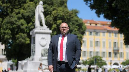 Le candidat RN aux municipales niçoises, Philippe Vardon, le 18 juin 2019, place Garibaldi. (CYRIL DODERGNY / MAXPPP)