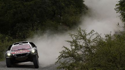 Sébastien Loeb a remporté les deux premières étapes du Dakar 2016 (FRANCK FIFE / AFP)