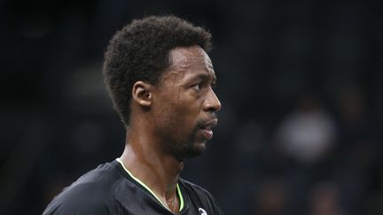 Le Français Gaël Monfils lors de la deuxième journée du&nbsp;Masters 1000 de Paris-Bercy, le 2 novembre 2021.&nbsp; (JEAN CATUFFE /  DPPI / AFP)