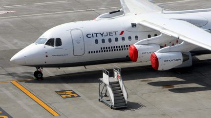 La filiale d'Air France, CityJet, &eacute;tait accus&eacute;e d'avoir embauch&eacute; des salari&eacute;s r&eacute;sidant en France sous contrat irlandais. (THIERRY GACHON / MAXPPP)