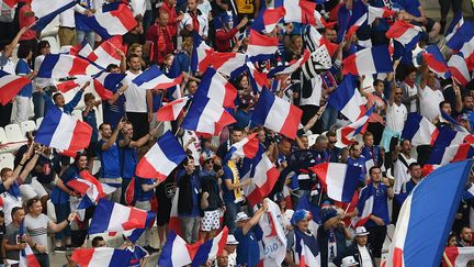 Victoire des Bleus : ambiance festive en France