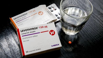 Des boîtes de médicaments de Levothyrox, à Paris, le 17 octobre 2017. (MAXPPP)