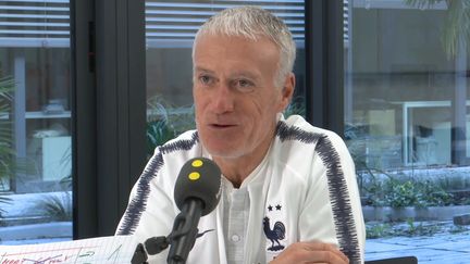 Didier Deschamps, interviewé par Jacques Vendroux. (FRANCEINFO / RADIO FRANCE)