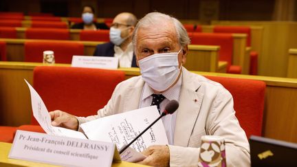 Jean-Francois Delfraissy, le 15 septembre 2020,&nbsp;lors d'une audition devant la commission d'enquête du&nbsp;Sénat, à Paris. (THOMAS SAMSON / AFP)