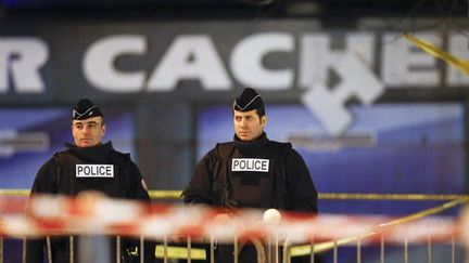 &nbsp; (Deux mois après la attentats de Paris, l'enquête tente toujours de percer les secrets des tueurs © MaxPPP)