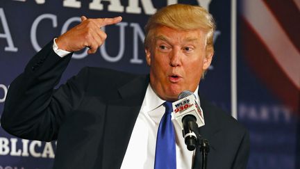 Le milliardaire Donald Trump prononce un discours &agrave; l'occasion d'un d&icirc;ner organis&eacute; par le parti r&eacute;publicain en Floride, le 26 ao&ucirc;t 2012.&nbsp; (MIKE CARLSON / REUTERS )