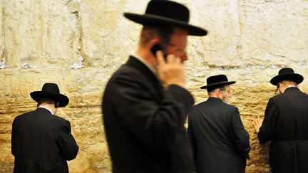 Des juifs orthodoxes au Mur des Lamentations, à Jérusalem (Israël). Photo d'illustration (RAFAEL BEN ARI/WOSTOK PRESS / MAXPPP)