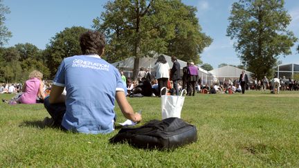 Le campus de l'&eacute;cole de management HEC Paris,&nbsp;&agrave; Jouy-en-Josas (Yvelines), le 2 septembre 2010. (ERIC PIERMONT / AFP)