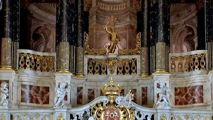 L'orgue de Luneville qui cache ses tuyaux est un intrument unique au monde 
 (France 3 / Culturebox)