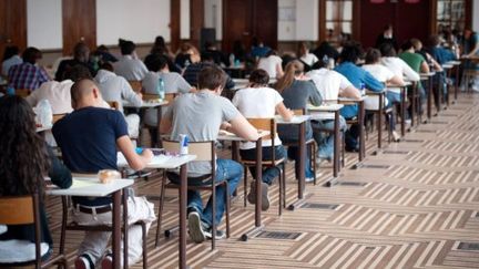 165.000 lycéens ont passé cette année le baccalauréat scientifique (MARTIN BUREAU / AFP)