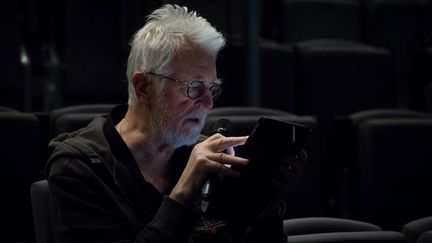 Krystian Lupa, le metteur en scène de théâtre polonais à Varsovie, en Pologne, le 9 novembre 2017. (MATEUSZ WLODARCZYK / NURPHOTO)