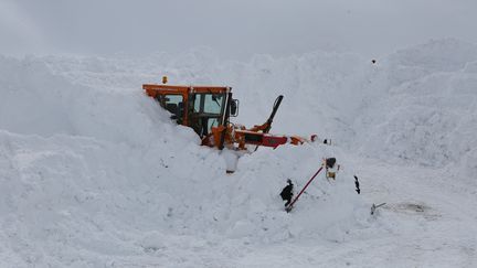 Avalanche en Italie : comment survivre sous la neige ?