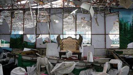 Une salle de mariage dévastée par un attentat, le 18 août 2019, à Kaboul (Afghanistan). (MOHAMMAD ISMAIL / REUTERS)