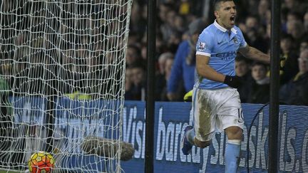 Sergio Agüero, l'attaquant argentin de Manchester City, après son but victorieux contre Watford (ADRIAN DENNIS / AFP)