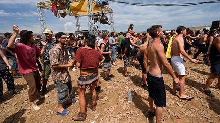 Une rave-party dans le parc national des Cévennes en Lozère, le 10 août 2020. (PASCAL GUYOT / AFP)