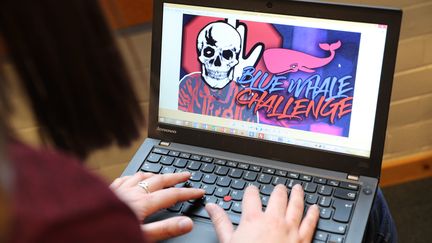 Blue whale challenge (challenge de la baleine bleue), est un jeu dangeureux apparu le Facebook russe, Vkontakte, qui pousse les adolescents au suicide. (MAXPPP)