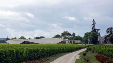 Le domaine du cheval Blanc à Saint Emilion a fait appel à l'architecte Christian de Portzamparc pour dessiner le nouveau chai
 (DR)