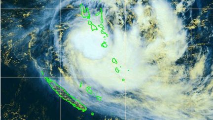 Cyclone Cook : la Nouvelle-Calédonie entièrement paralysée