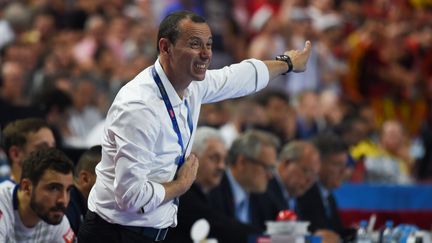 Patrice Canayer, entraineur&nbsp; de l'équipe de handball de Montpellier lors du match face au Vardar, à Cologne (Allemagne), le 26 mai 2018. (PATRIK STOLLARZ / AFP)