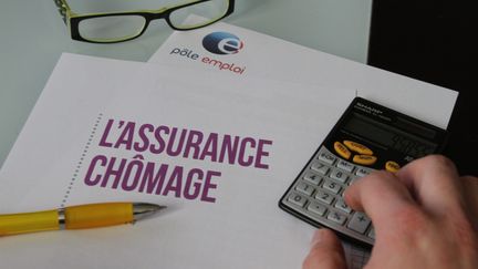 Un dossier d'assurance chômage. (JEAN-FRANCOIS FREY / MAXPPP)