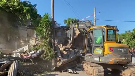 Mayotte : la colère des habitants après la destruction de bidonvilles