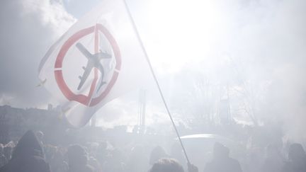 Lors de la manifestation contre le projet d'a&eacute;roport de Notre-Dame-des-Landes, le 22 f&eacute;vrier 2014 &agrave; Nantes (Loire-Atlantique). (BENJAMIN LACHENAL / CITIZENSIDE.COM / AFP)