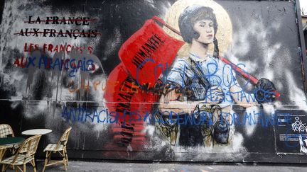 La fresque de Combo "Jeanne de Panam" dans le quartier Oberkampf à Paris 11e - Juin 2015
 (Citizenside/Anthony Deperraz / AFP)