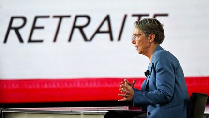 Elisabeth Borne, Première ministre, dans l'émission "L'événement" sur France 2, le 2 février 2023.&nbsp; (EMMANUEL DUNAND / AFP)