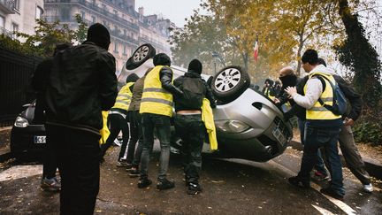 "Gilets jaunes" : un dispositif policier inadapté ?