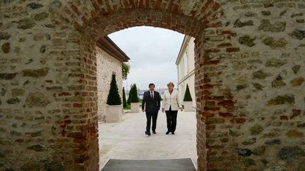 &nbsp; (Angela Merkel et le Premier ministre turc Ahmet Davutoglu  © Reuters)