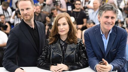 La revoici ! Déjà présente dimanche pour "Asphalte", elle revient le lendemain pour "Louder than Bombs"
du Norvégien Joachim Trier. Gabriel Byrne est son partenaire à l'écran. 
 (AFP PHOTO / ANNE-CHRISTINE POUJOULAT)