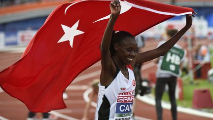 La Turque d'origine kényane Yasemin Can, championne d'Europe 2016 du 10 000m à Amsterdam (JOHN THYS / AFP)