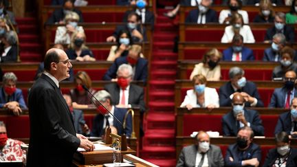 Le Premier ministre Jean Castex dans l'hémicycle de l'Assemblée nationale, lors de son discours de politique générale le 15 juillet 2020 (MARTIN BUREAU / AFP)