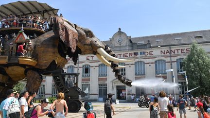 L'éléphant de Nantes, 20 juin 2017
 (LOIC VENANCE / AFP)