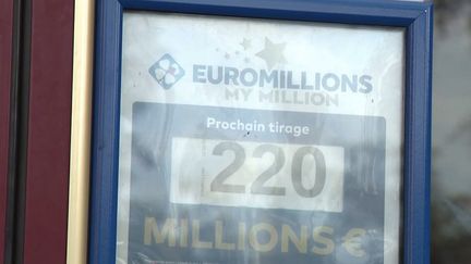 Euromillions : un Français remporte le jackpot de 220 millions d’euros (FRANCE 3)