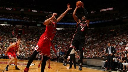 Dwyane Wade a pris le meilleur sur Joakim Noah