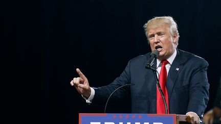 Donald Trump donne un meeting de campagne à Phoenix (Etats-Unis), le 18 juin 2016. (RALPH FRESO / GETTY IMAGES NORTH AMERICA / AFP)