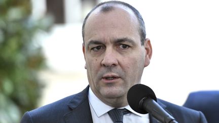 Le secrétaire général de la CFDT, Laurent Berger, le 13 février 2020 dans la cour de Matignon à Paris. (STEPHANE DE SAKUTIN / AFP)