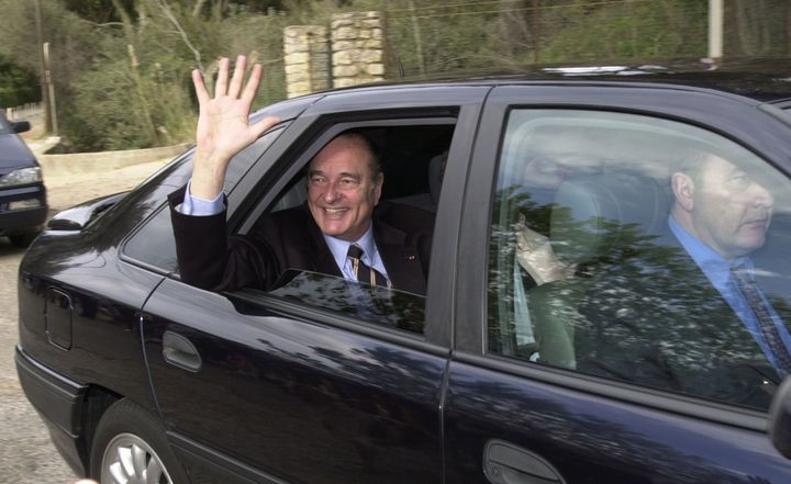 Le président Jacques Chirac lors de son arrivée au fort de Brégançon, le 11 avril 2001. (ERIC ESTRADE / AFP)