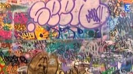 Des tags et des graffitis à Monaco
 (Culturebox)