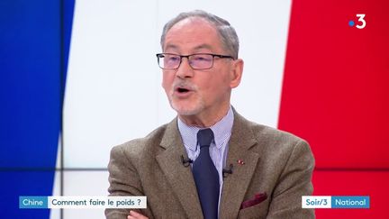 Le spécialiste de la Chine Eric de La Maisonneuve (France 3)