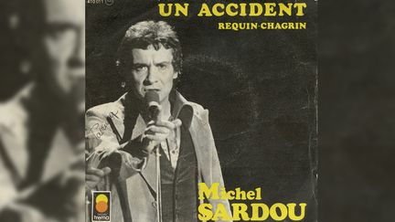 Le 45 tours d'"Un accident" de Michel Sardou. (DR)