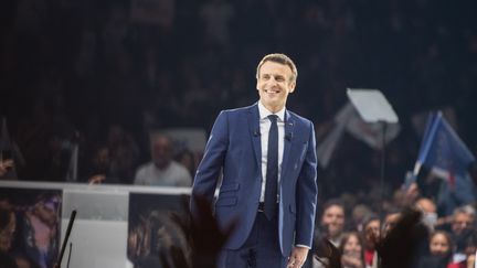 Emmanuel Macron en meeting à La Défense Arena, à Nanterre (Hauts-de-Seine), le 2&nbsp;avril 2022. (SANDRINE MARTY / HANS LUCAS / AFP)