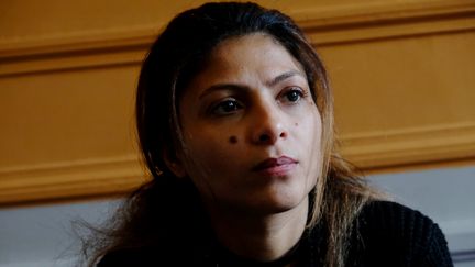 La Saoudienne Ensaf Haidar, ici en janvier 2018 à Paris, se bat pour faire libérer son mari emprisonné en Arabie Saoudite. (NATHANAËL CHARBONNIER / RADIO FRANCE)