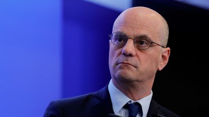 Le ministre de l'Education nationale, Jean-Michel Blanquer, lors d'une conférence de presse, à Paris, le 13 mars 2020. (THOMAS SAMSON / AFP)