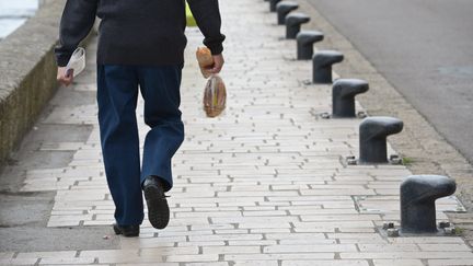 Un trottoir dans la villes des Sables-d'Olonne (Vendée). Photo d'illustration. (MAXPPP)