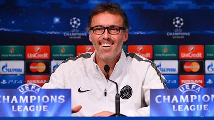 Laurent Blanc tout sourire avant PSG-Chelsea (MUSTAFA YALCIN / ANADOLU AGENCY)