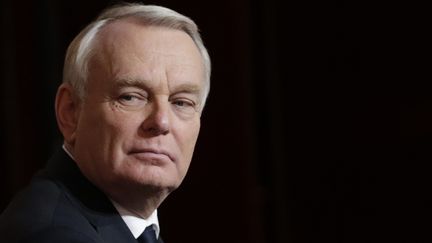 Le Premier ministre, Jean-Marc Ayrault, lors de la conf&eacute;rence de presse de Fran&ccedil;ois Hollande, &agrave; l'Elys&eacute;e, le 14 janvier 2014. (PHILIPPE WOJAZER / AFP)