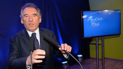 Le leader du MoDem, Fran&ccedil;ois Bayrou, est bien parti pour faire basculer Pau. (MEHDI FEDOUACH / AFP)